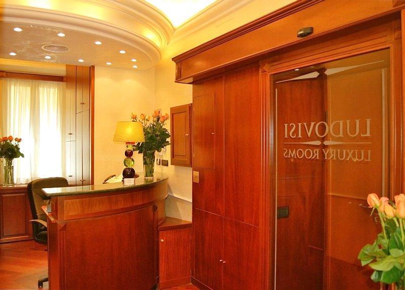 Luxury Ludovisi Rooms Rome Exterior photo